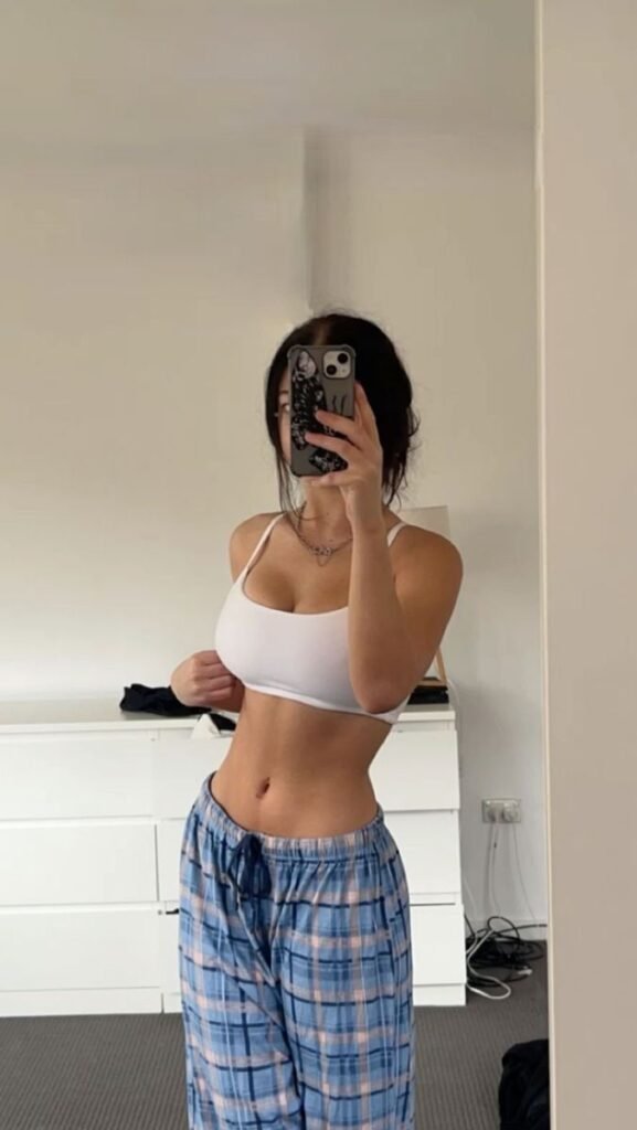 Üsküdar Escort Leman Ulaşılabilir Samimiyetiyle Tutkulu Anal ve Fantezi Dolu Geceler Yaşatan